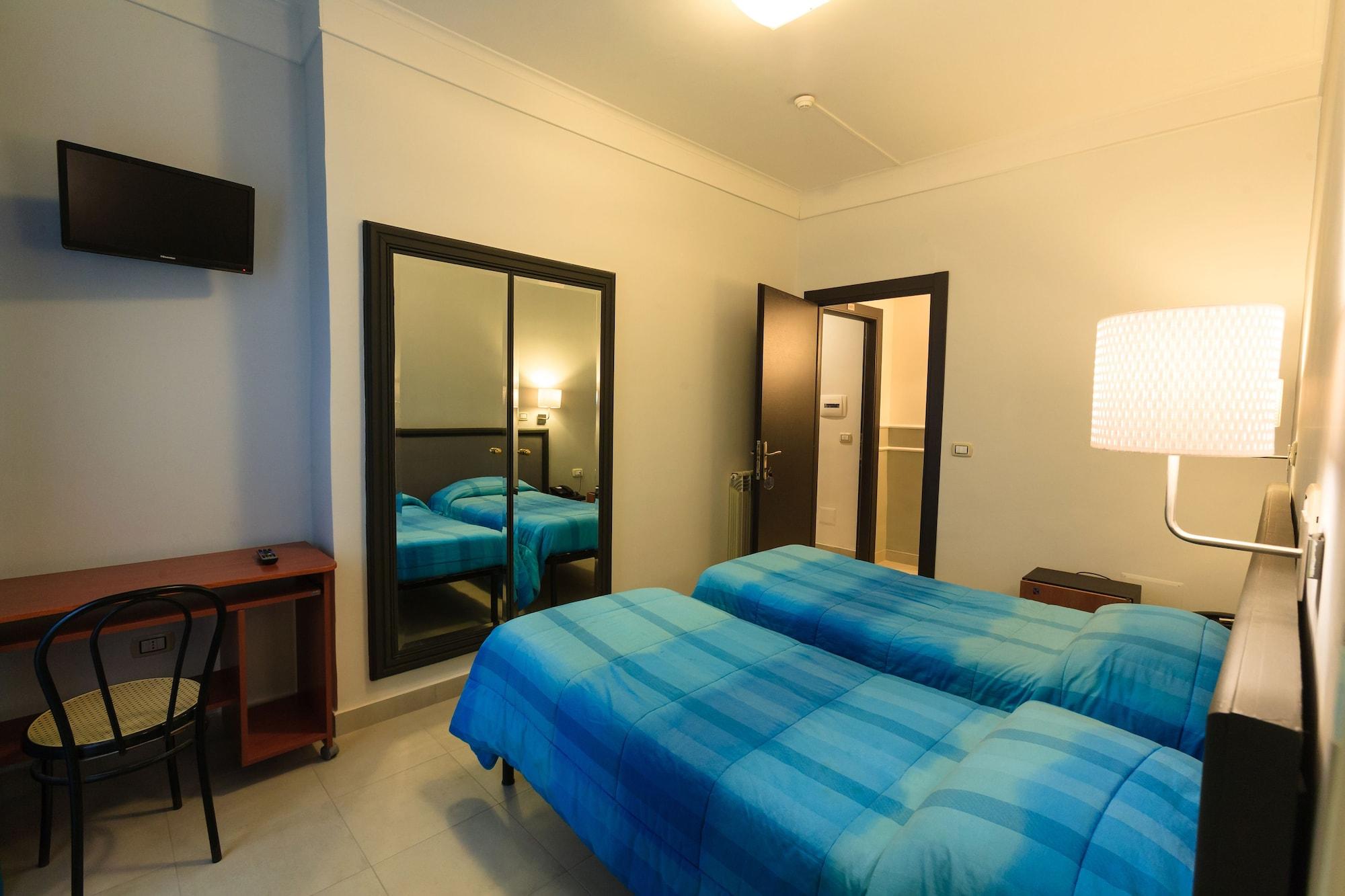 Cesare Augusto Hotel Napoli Bagian luar foto